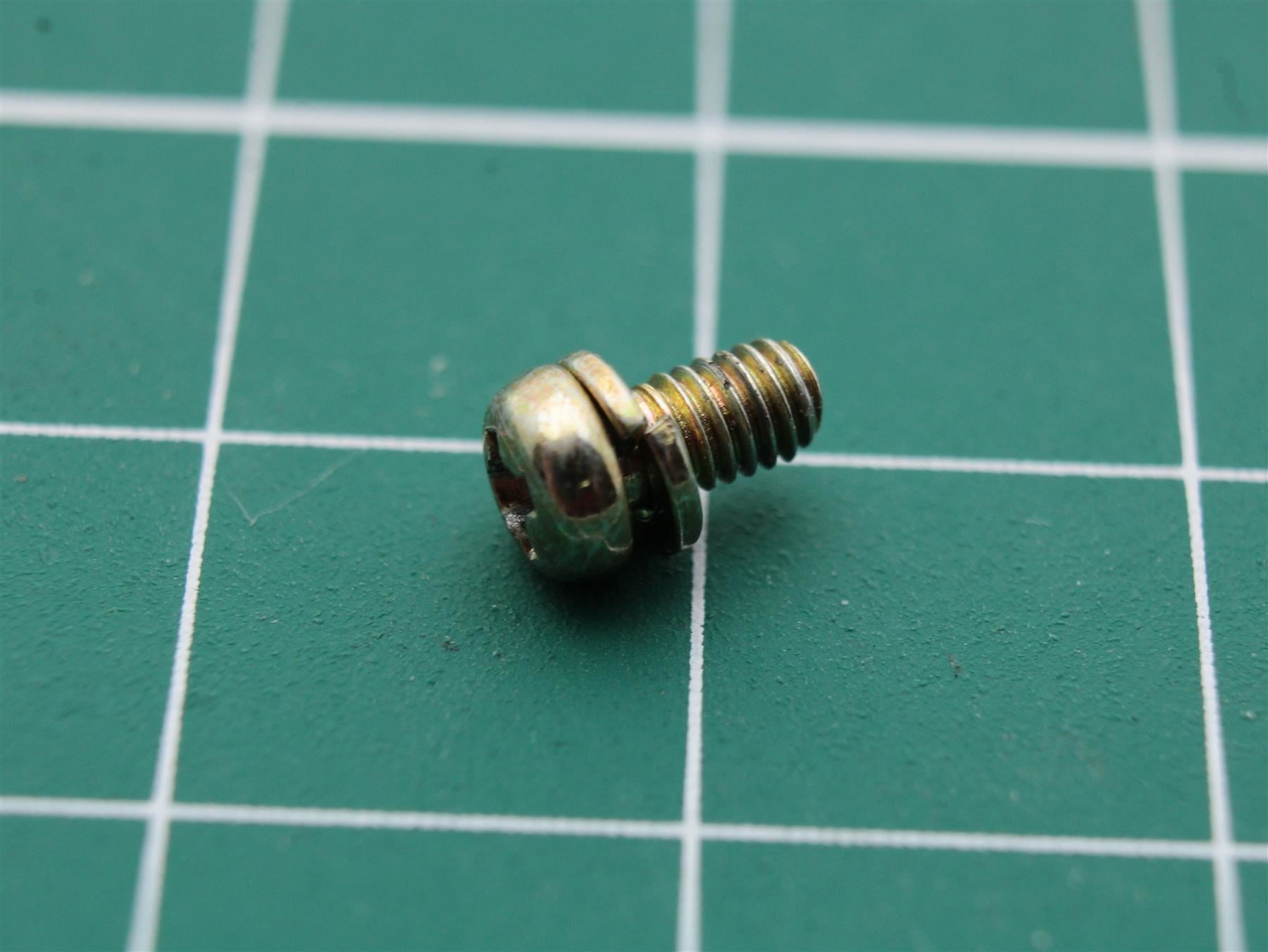Bang & Olufsen Beocord 3300 29xx (Screw) Part Position: 22070;22119