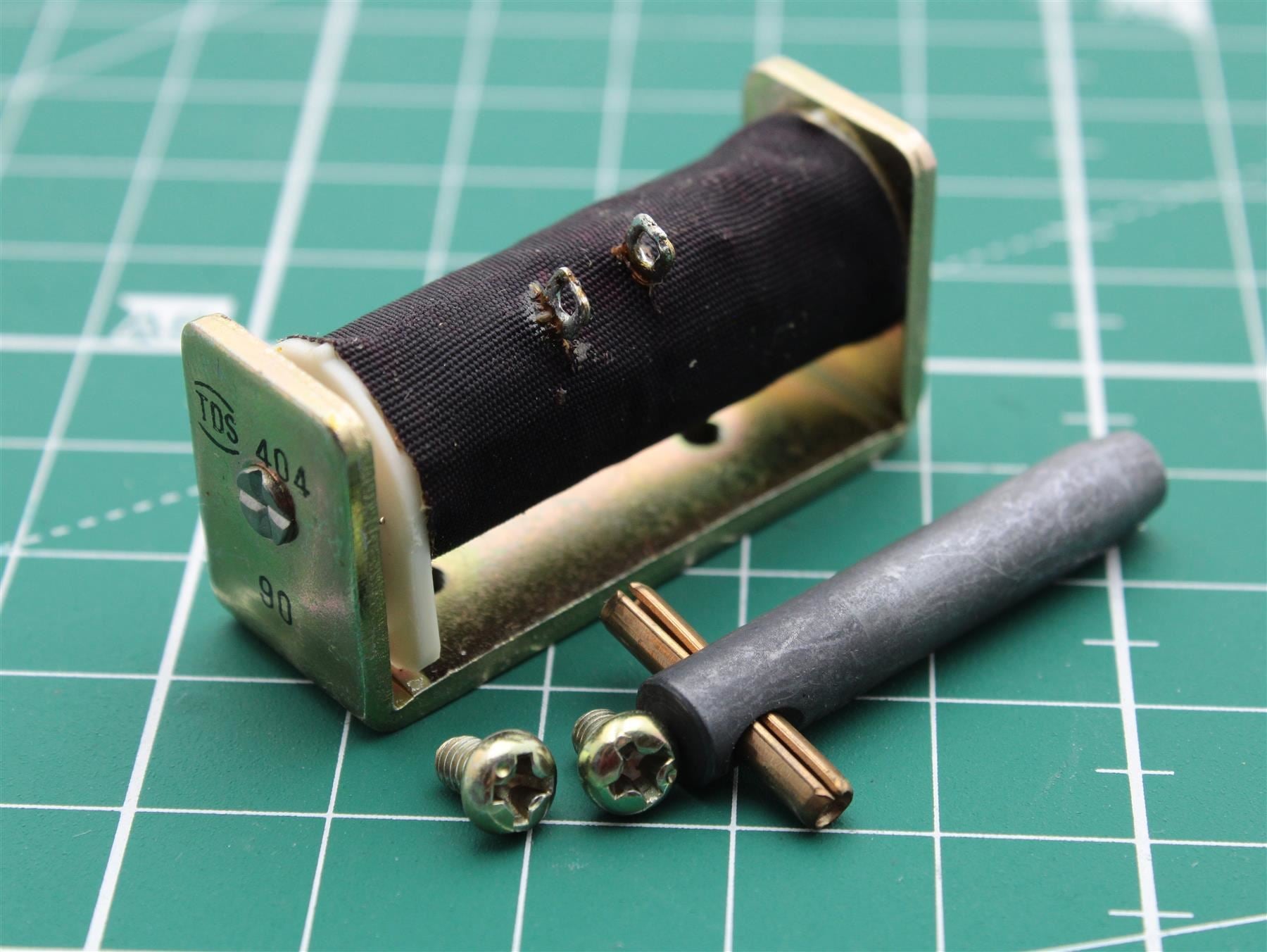 Bang & Olufsen Beocord 3300 29xx (Solenoid) Part Position: 22RL1;22RL2