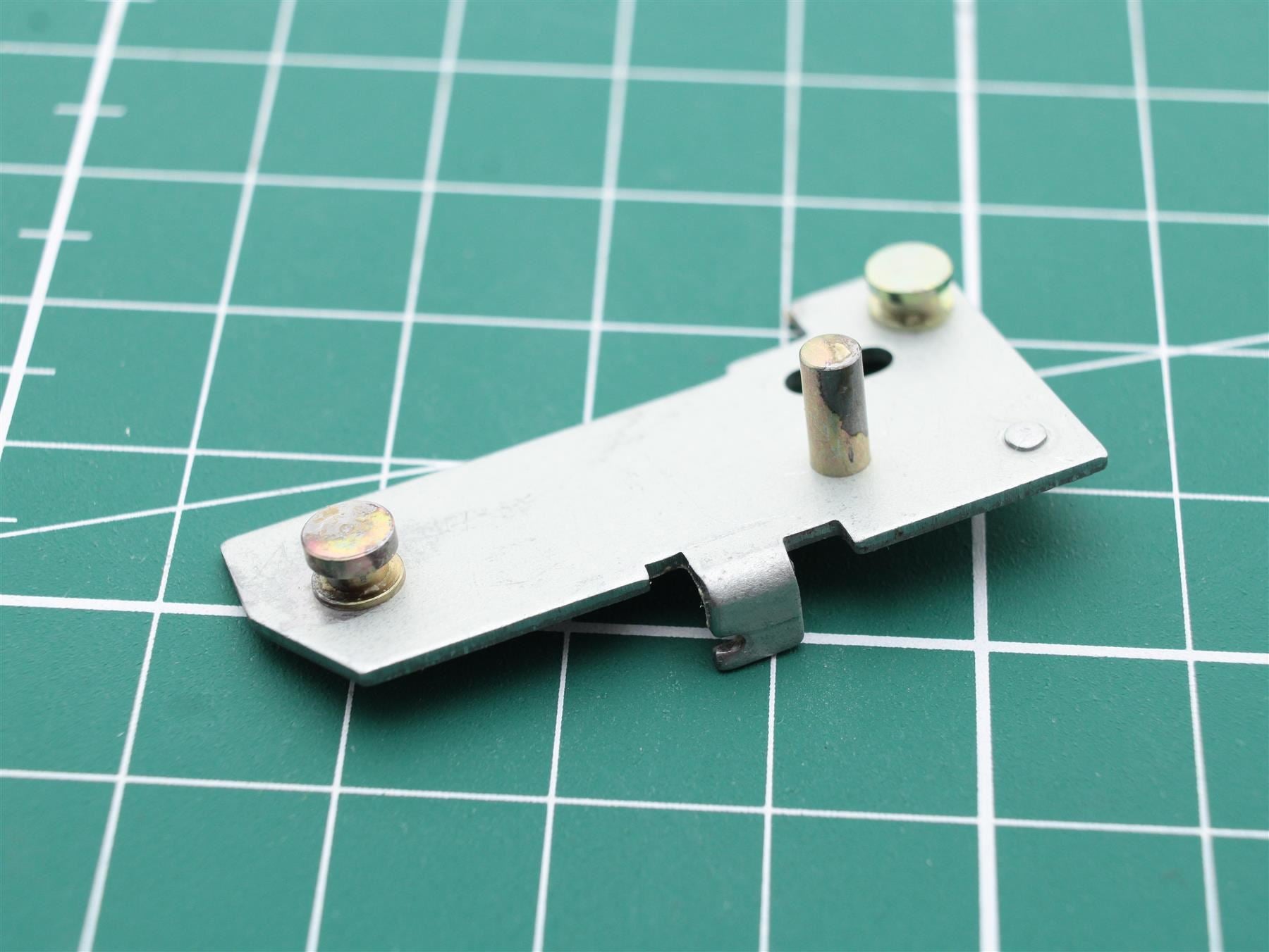 Bang & Olufsen Beocord 2000 29xx (Bracket) Part Position: 22013