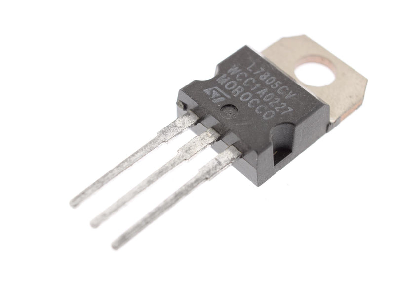 L7805CV Positive voltage regulator