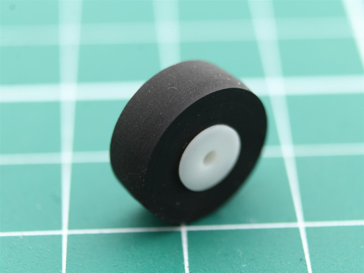 Rullo di pressione di ricambio (pinch roller) per piastra cassette Philips 22AH875