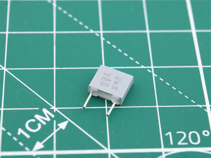 Capacitor 4.7nF/250V